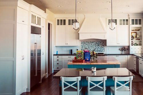 kitchen renovation idea with blue and bold cabinetry